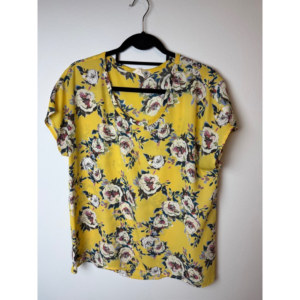 Everleigh Yellow Floral‎ Scoop Neck Short Sleeve Blouse Womens Medium